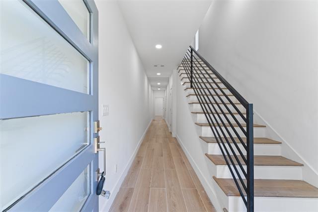 Building Photo - 2513 Crossman Ave