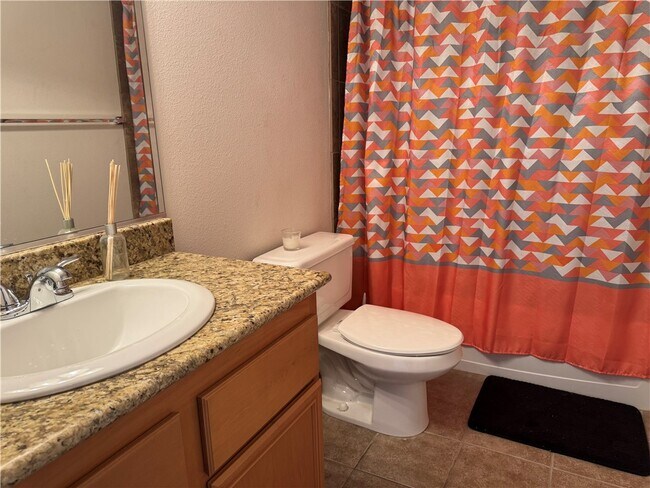 Building Photo - 3340 Landon Dr W