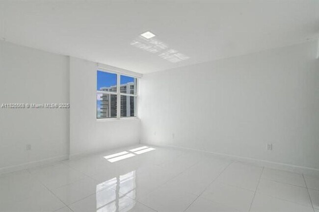 Building Photo - 6450 Collins Ave