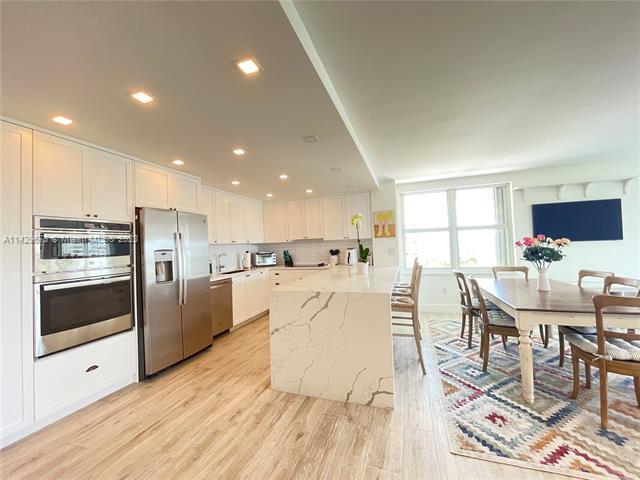 Building Photo - 155 Ocean Lane Dr