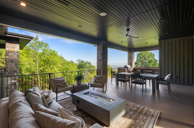 Building Photo - RENT TO BUY: 2024 Parade of Homes - Summit Creek