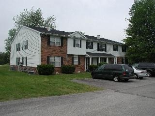 Primary Photo - Cross Creek Apartments