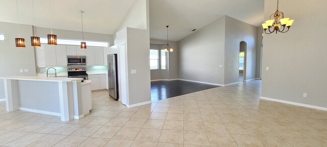 Building Photo - 1171 Siesta Key Cir