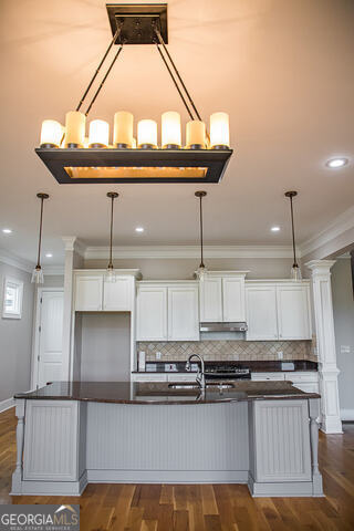 Building Photo - 1211 Hawthorne Cir