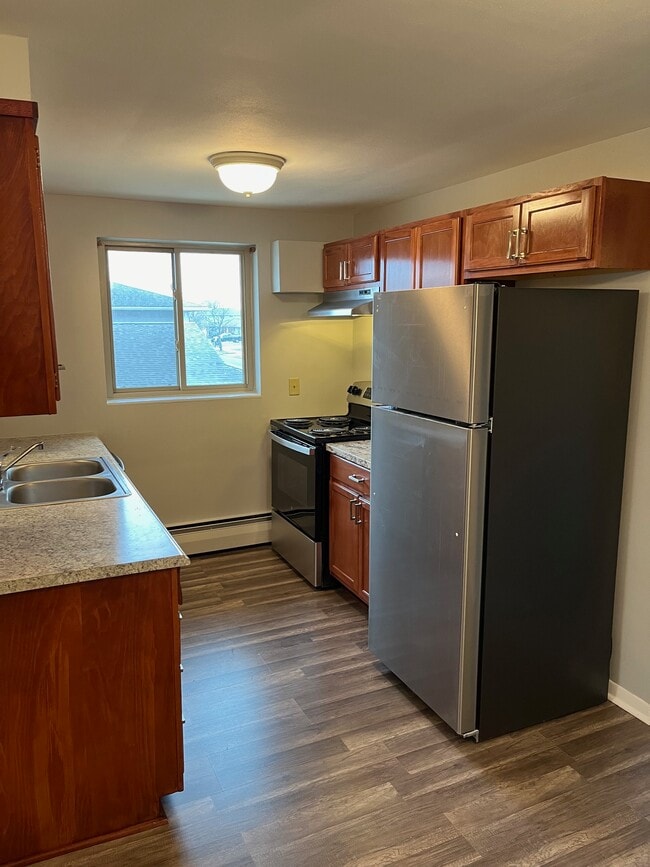 Kitchen - 24 Joseph Dr