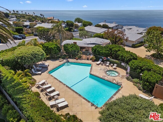 Building Photo - 29700 Zuma Bay Way