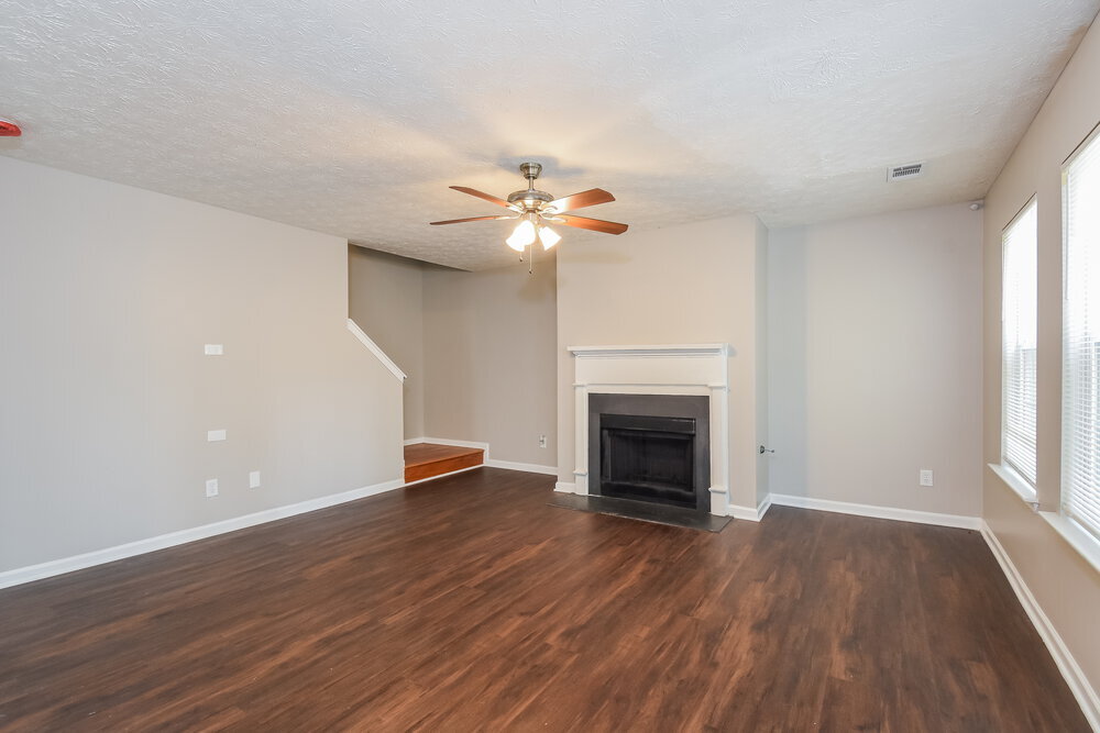 Building Photo - 41 Creekmoore Ct