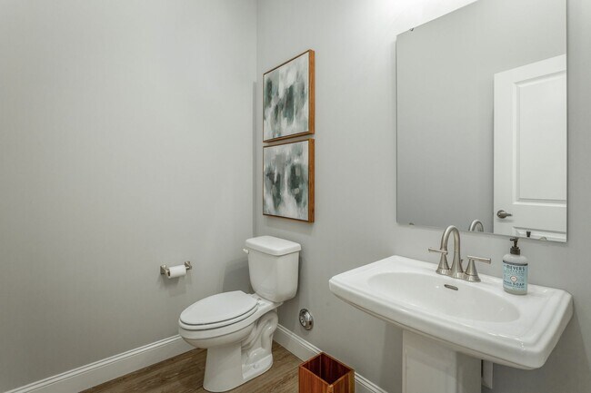 Building Photo - 4735 Stunner Ln