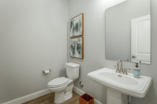 Building Photo - Brand New 4 Bedroom 3.5 Bath