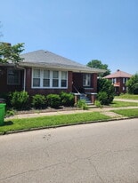 Building Photo - 205 S 15th St