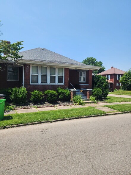 Primary Photo - 205 S 15th St
