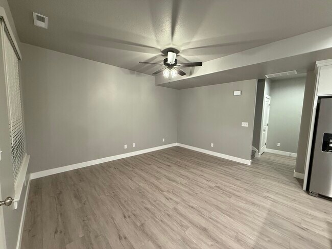 Building Photo - 2255 S 1120 W