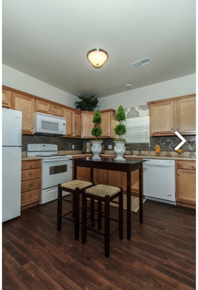 Building Photo - 46810 Red Fox Lane - Addison 34