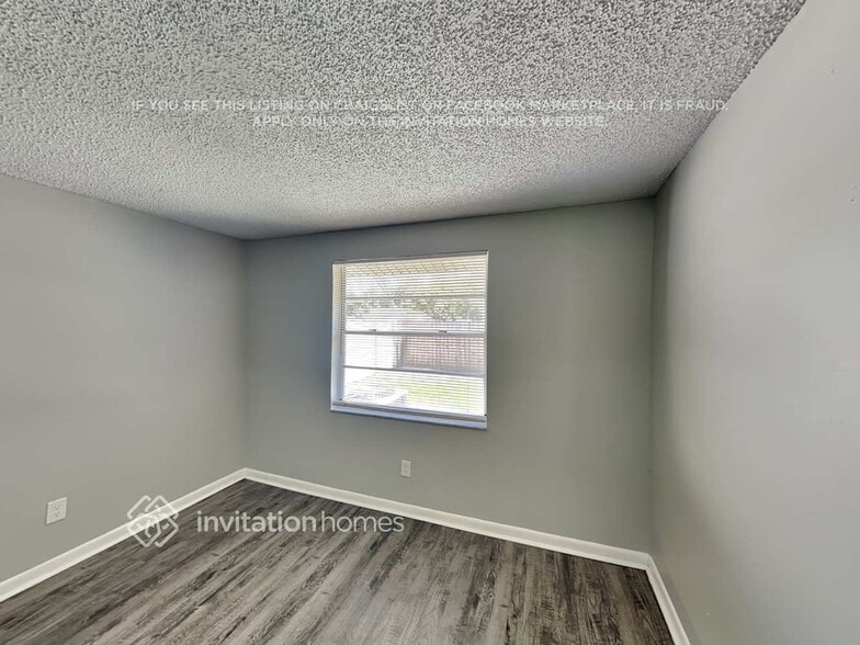 Building Photo - 7002 Almendariz Way