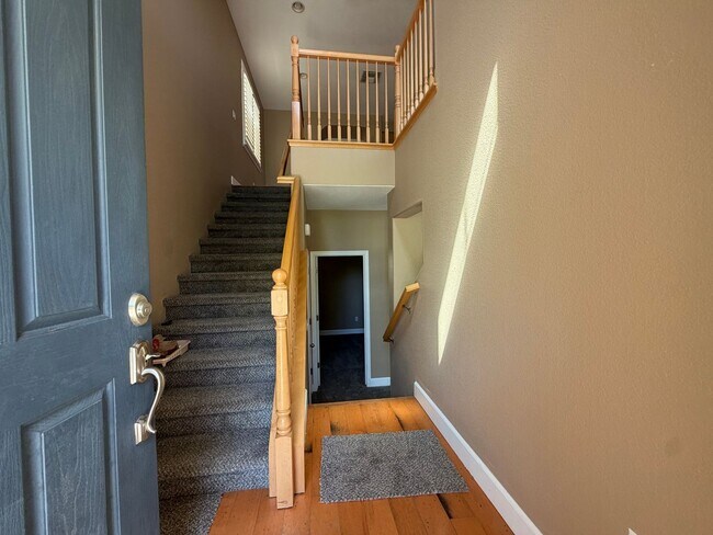 Building Photo - 3122 Mowbray Way