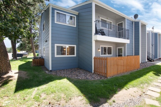 Building Photo - 2375 E Geddes Ave