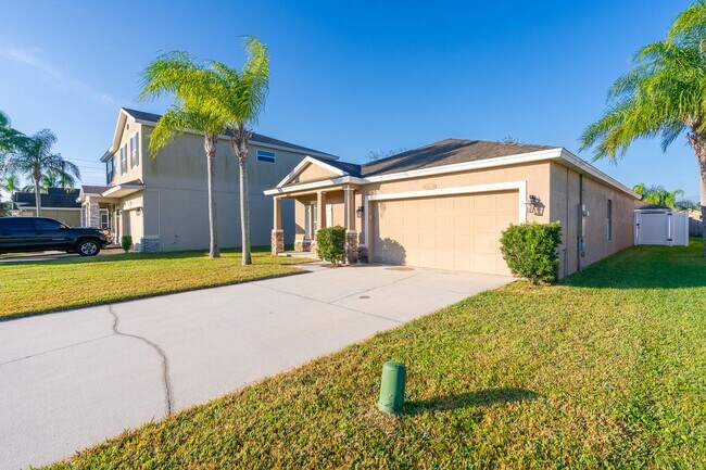 Building Photo - Beautiful 3-Bedroom Home for Rent in Port Orange Plantation