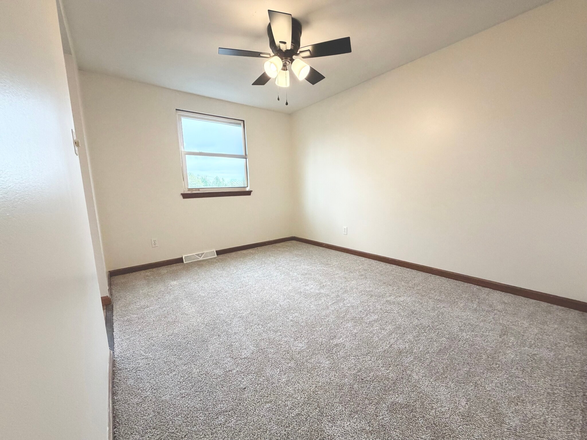 Dining Room - 1328 Dangelo Dr
