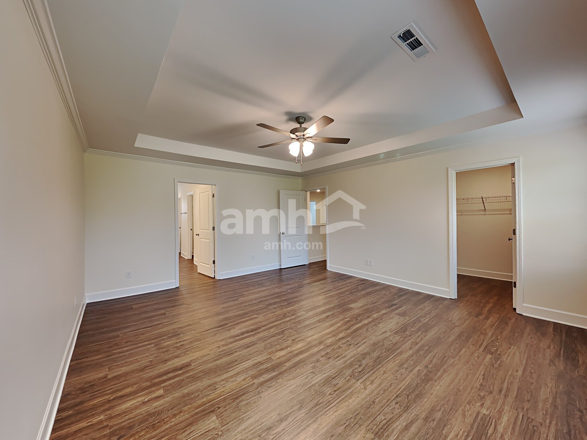 Building Photo - 3105 Esquire Dr