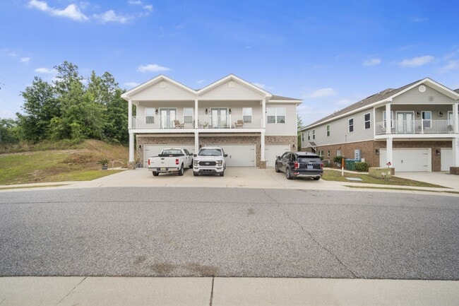 Building Photo - You’ll Fall in Love with This Upgraded Tow...