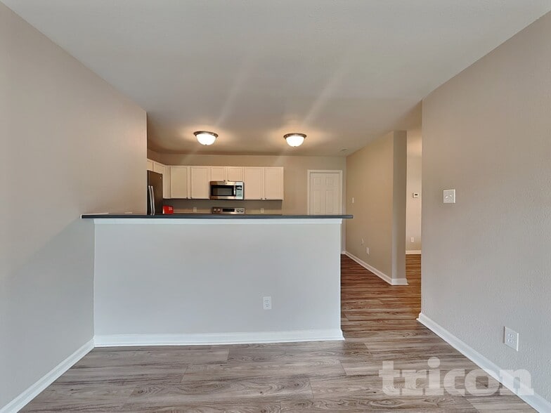 Building Photo - 7320 Mitzi Deborah Dr