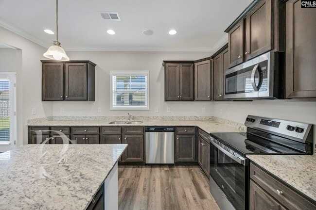 Building Photo - 9 Spinney Ct
