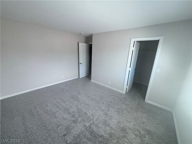 Building Photo - 3117 Greenfriar Ave