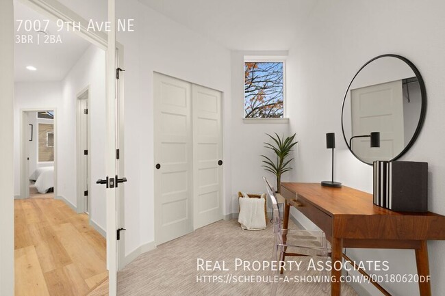 Building Photo - 7007 9th Ave NE