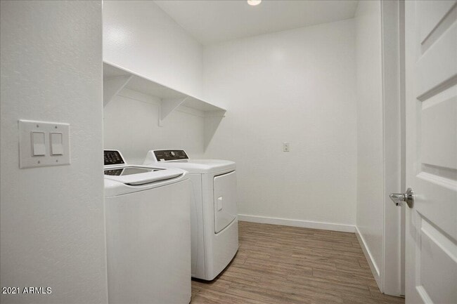 Building Photo - 24973 N 172nd Dr