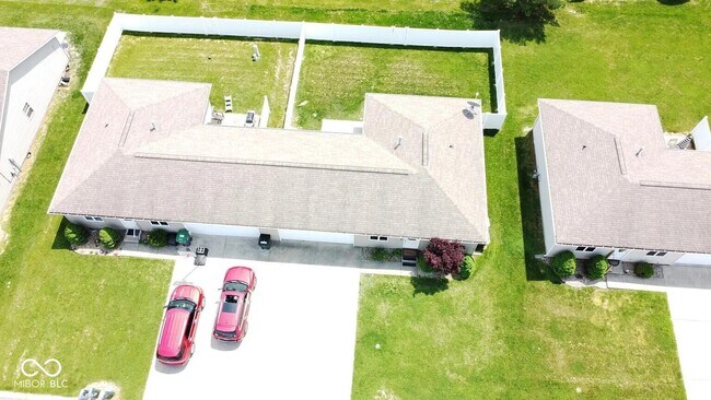 Building Photo - 731 W Gaston Dr