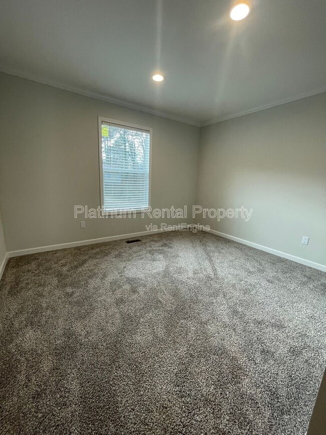 Building Photo - 3811 Cagle Rd