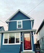 Building Photo - 56 Hunnewell Ave