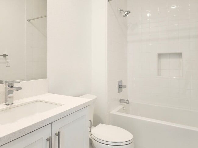 Building Photo - 16332 Dawn Wy