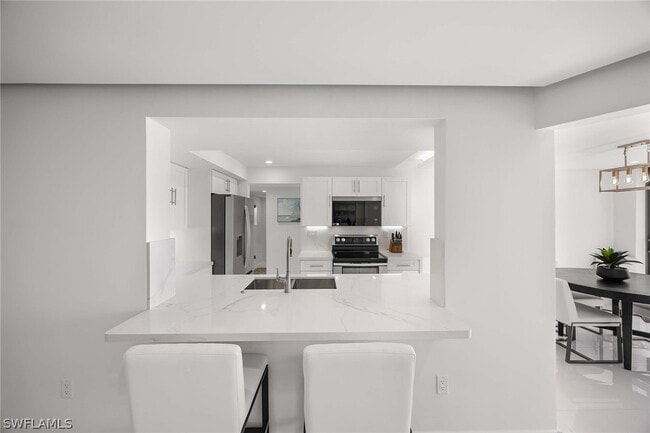 Building Photo - 10475 Gulf Shore Dr