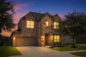 Building Photo - 5231 Pickford Grove Ln