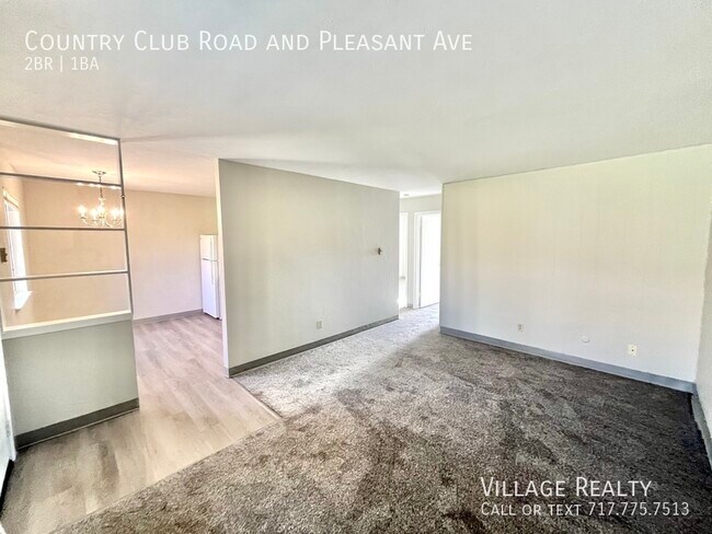 Building Photo - 605 Country Club Rd