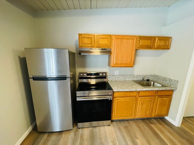 Building Photo - Studio apartment for RENT in South Lake Tahoe