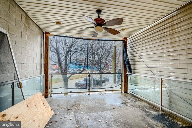 Building Photo - 1413 Anchor St