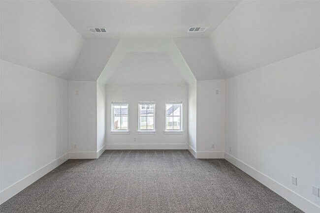 Building Photo - 4878 Limousine Ln