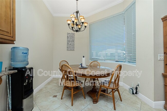 Building Photo - 9017 Hilolo Ln