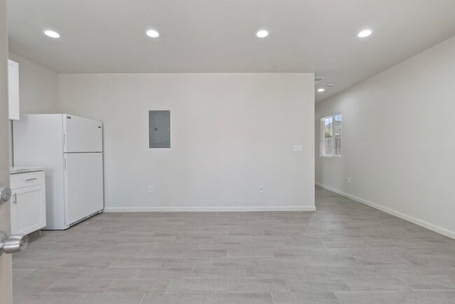 Building Photo - Just Built Property!