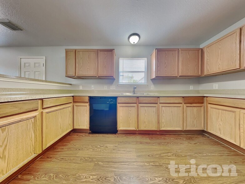 Building Photo - 2942 Yearling Colt Ct