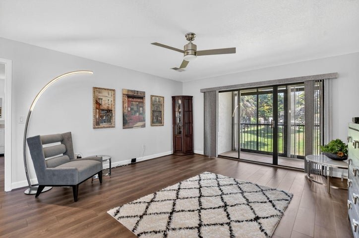 Building Photo - 21911 Cypress Dr