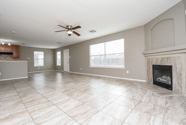Building Photo - 642 Kiley Dr