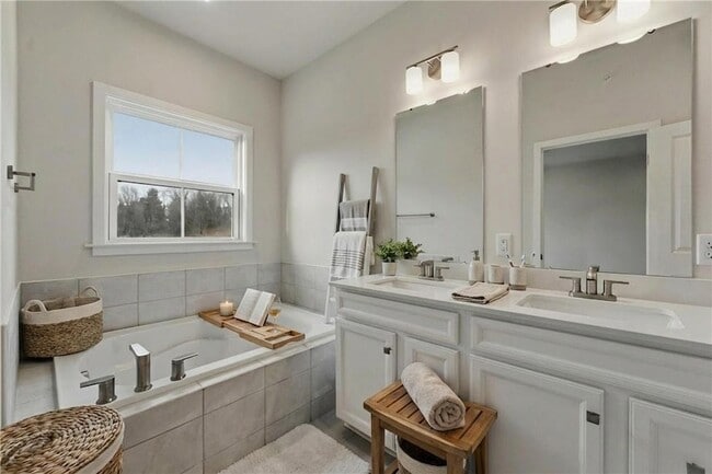 Building Photo - 339 Telluride Ln