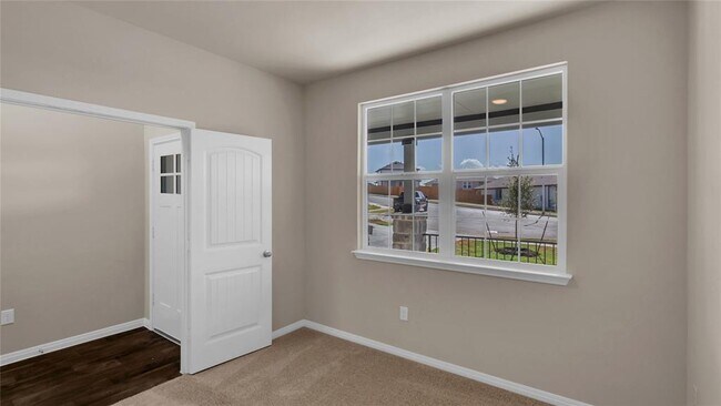 Building Photo - 128 Palo Pinto Dr