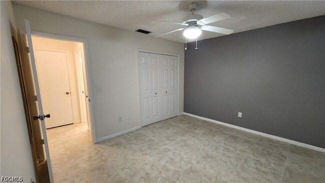 Building Photo - 6984 Winkler Rd