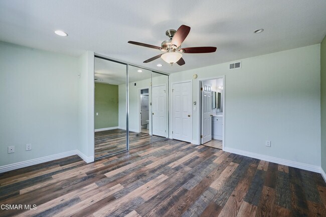 Building Photo - 4019 Mayfield St