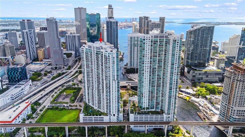 Building Photo - 90 SW 3rd St