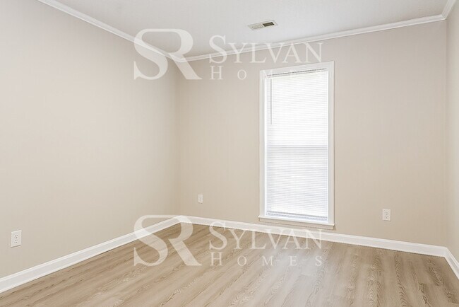 Building Photo - 1602 Glenn Meade Dr